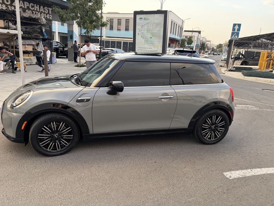 Sotiladi mini cooper s