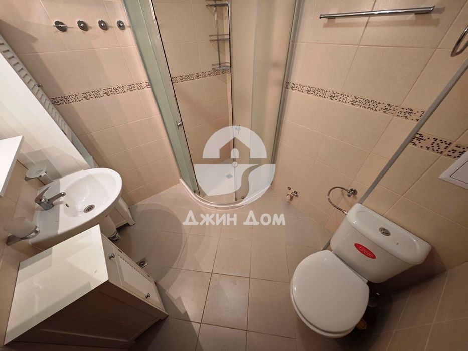 Двустаен апартамент с НИСКА ТАКСА в к-с „Парус 4“, гр. Поморие