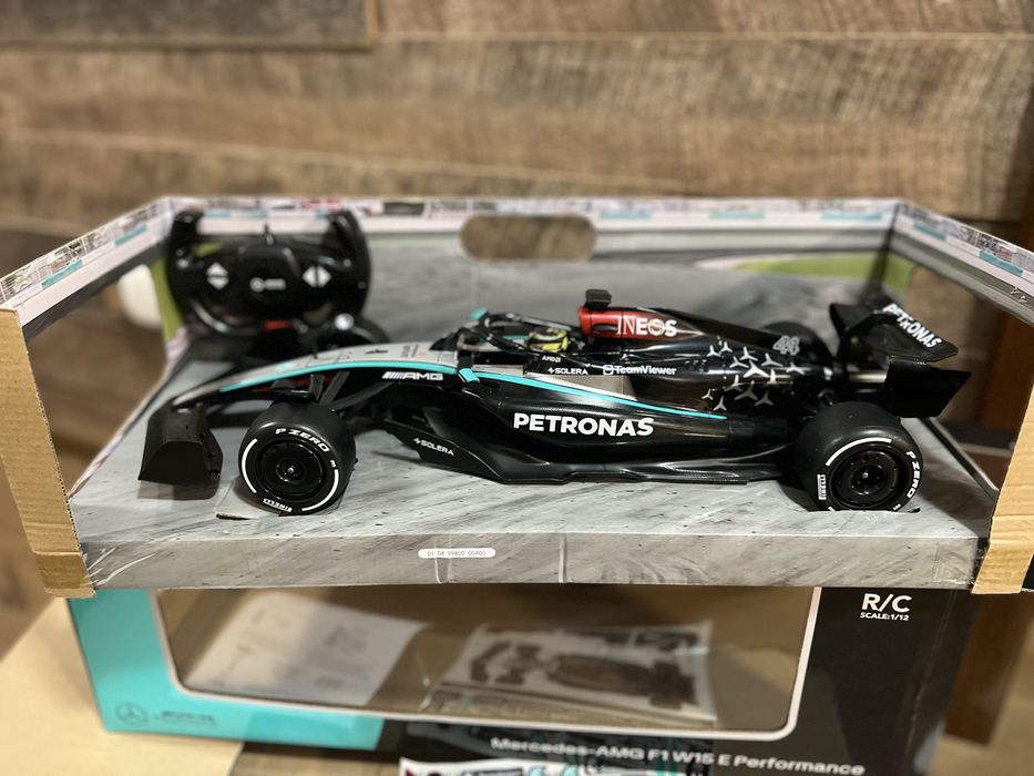 macheta Mercedes-Benz AMG Petronas