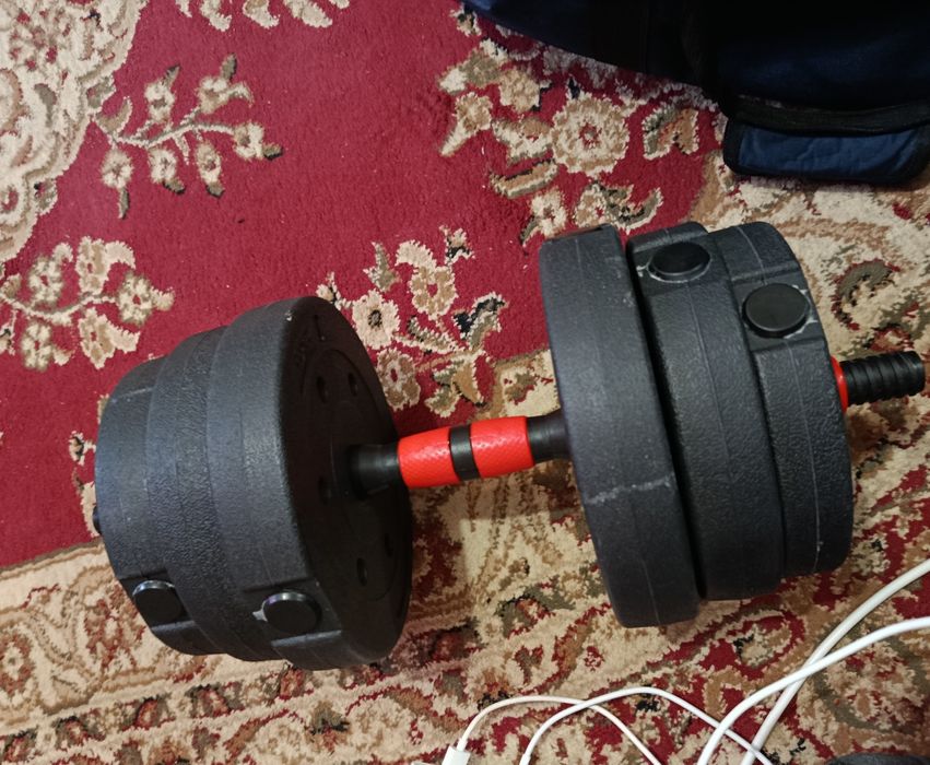 Продам гантели (12 кг)