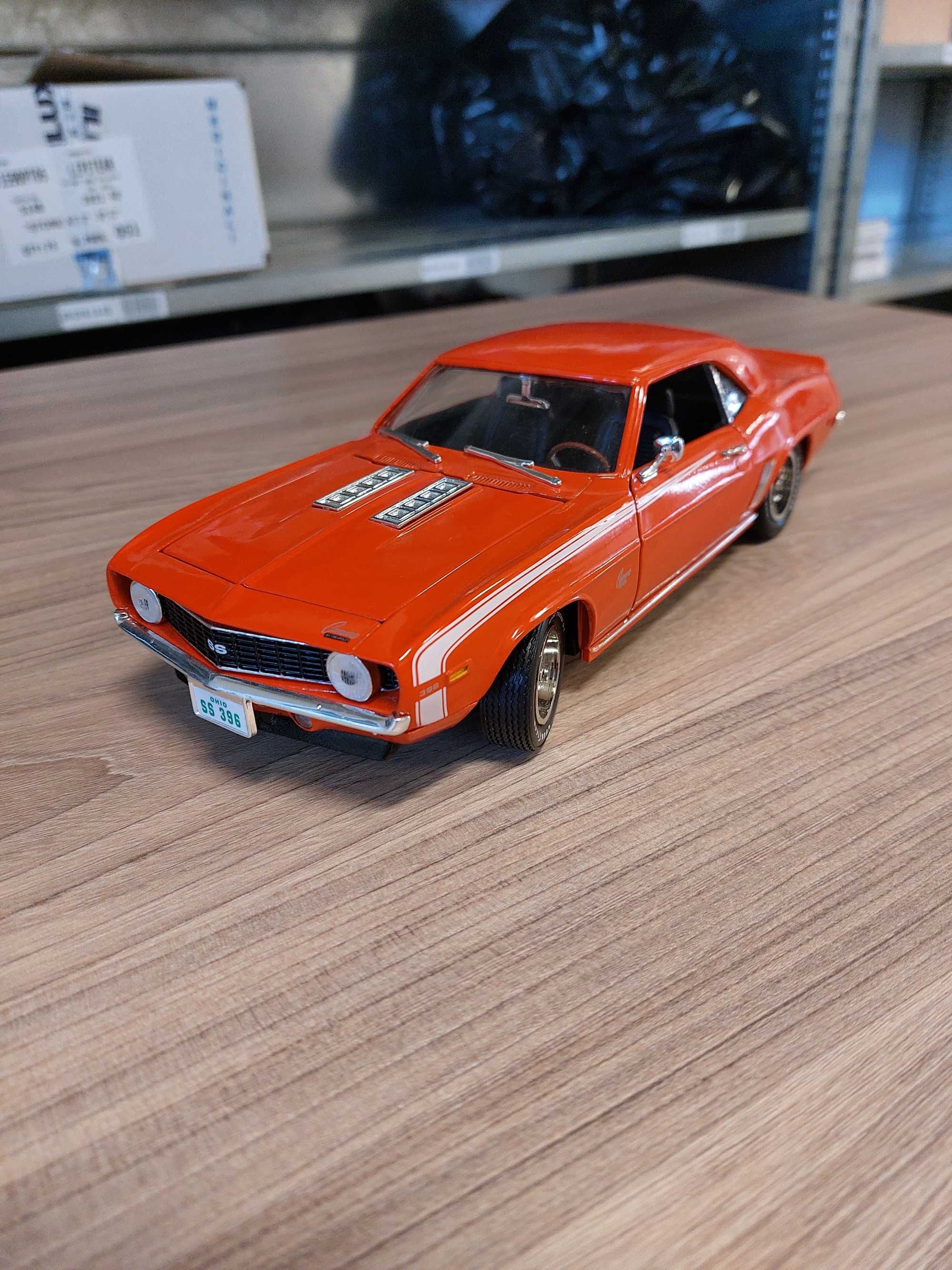 ERTL Chevy Camaro 396 SS 1969 1/18