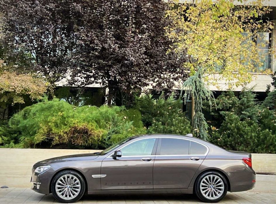 B M W 740d Xdrive (4x4) 313 CP