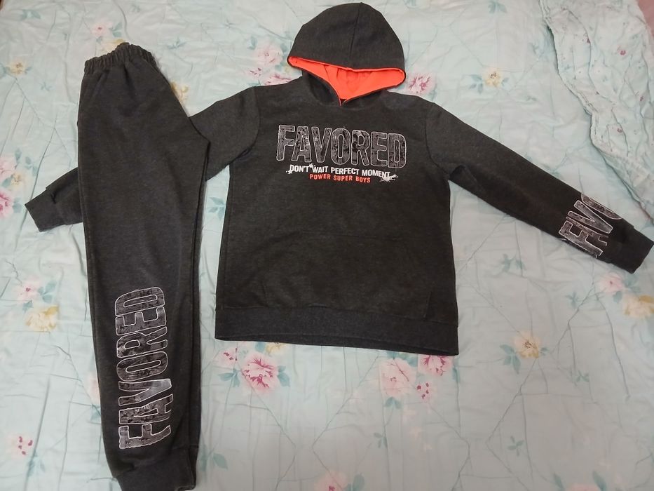 Продам на мальчика