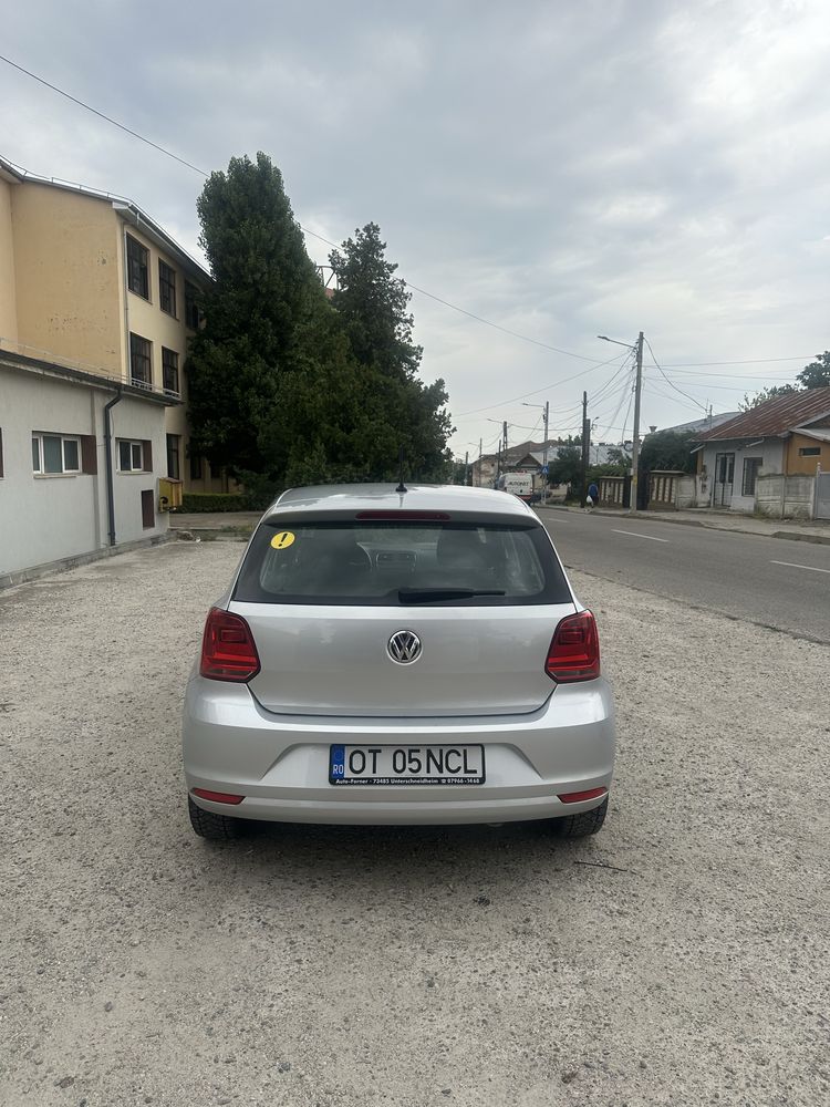 Vând Volkswagen Polo 2015