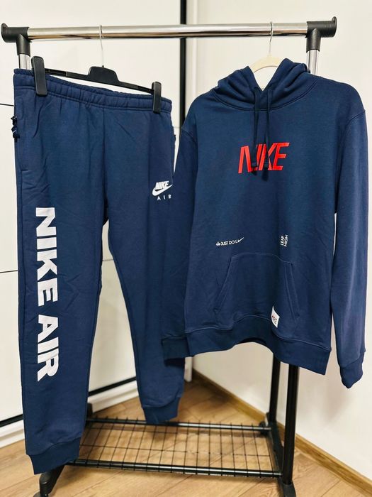 Trening Nike - Mărimea S