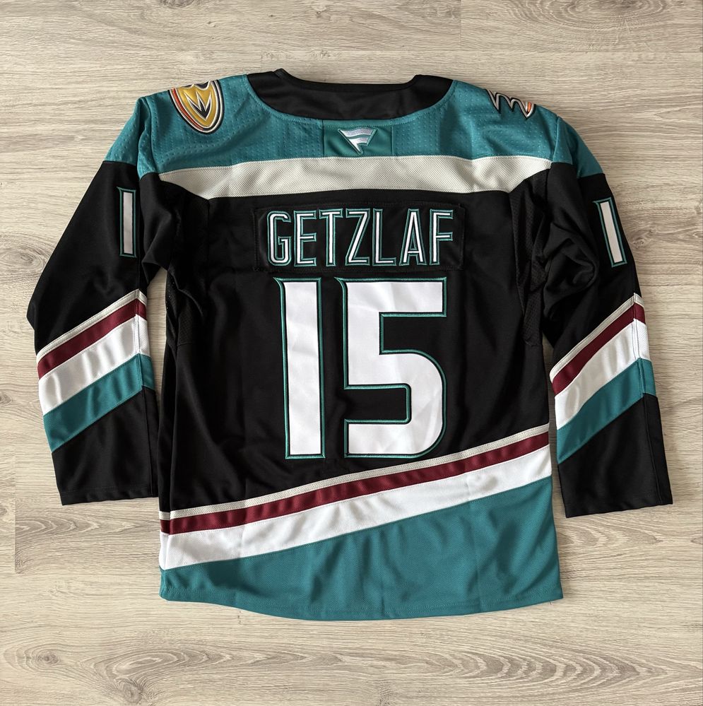Fanatics / NHL jerseys