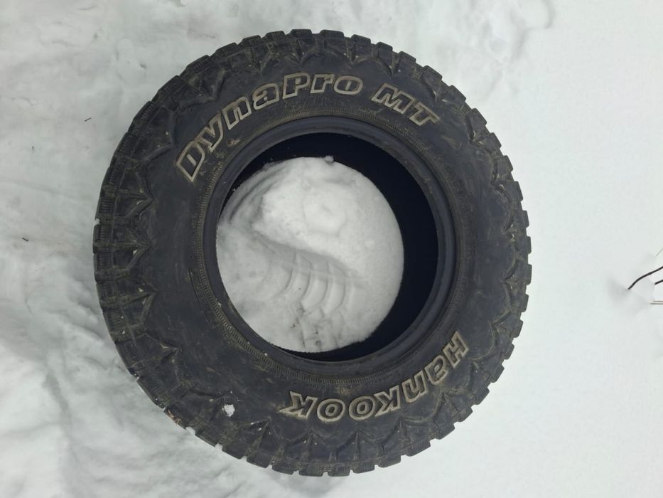 Шины на машину номер 16