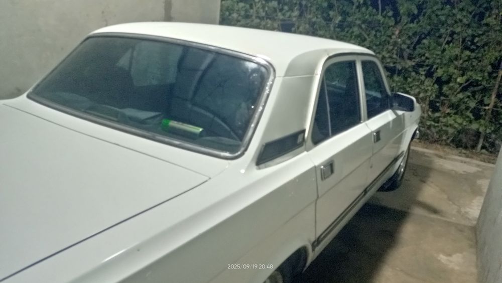 VOLGA   GAZ  3102
