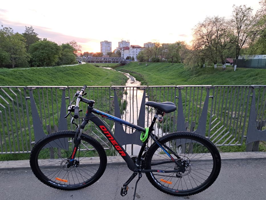 Vând bicicletă omega 29 de inch