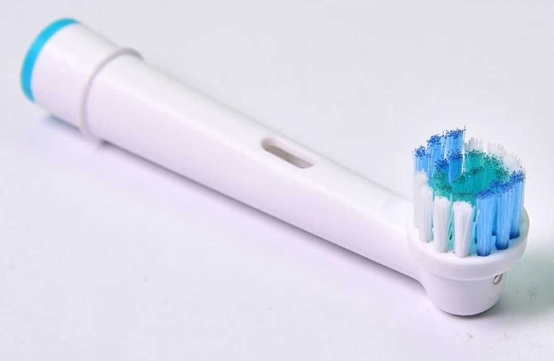 Насадки на зубную щётку Oral B