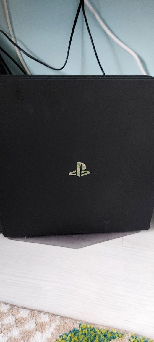 PS4 Pro 1tb  памет