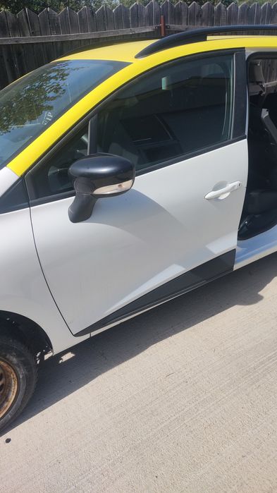 Ușa dreapta fata alba clio 4