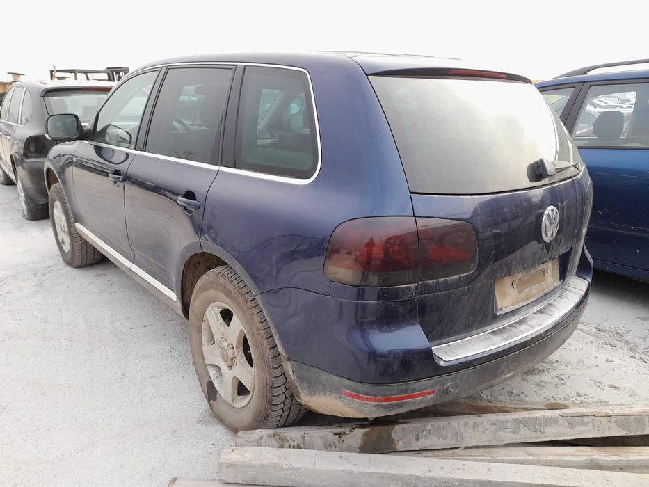 На части! VW Touareg 2.5 TDI
