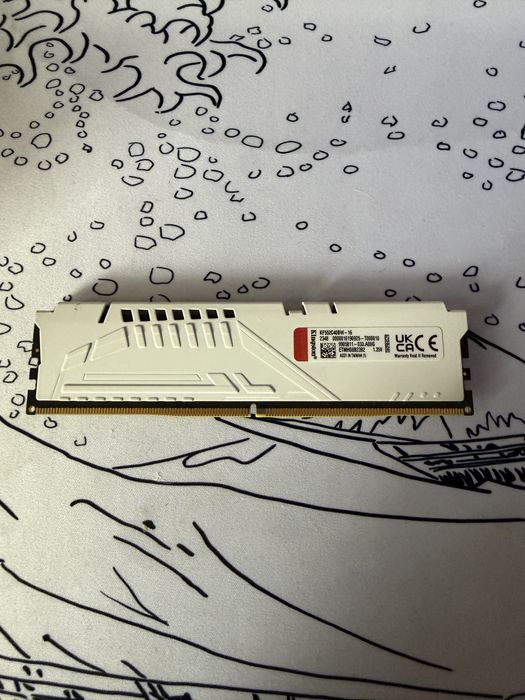ОЗУ DDR5 16gb kingston fury beast white