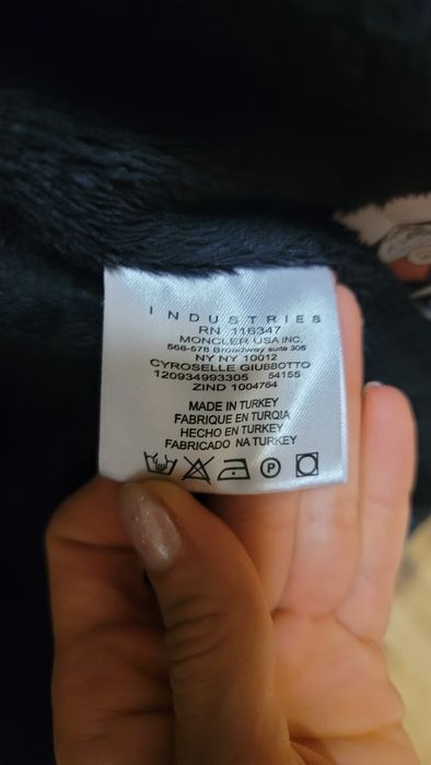 Тъмно синьо яке  MONCLER