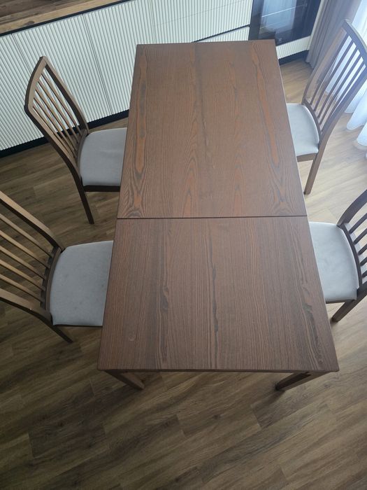 Vand masa si 4 scaune, extensibila 120 cm si 180 cm
