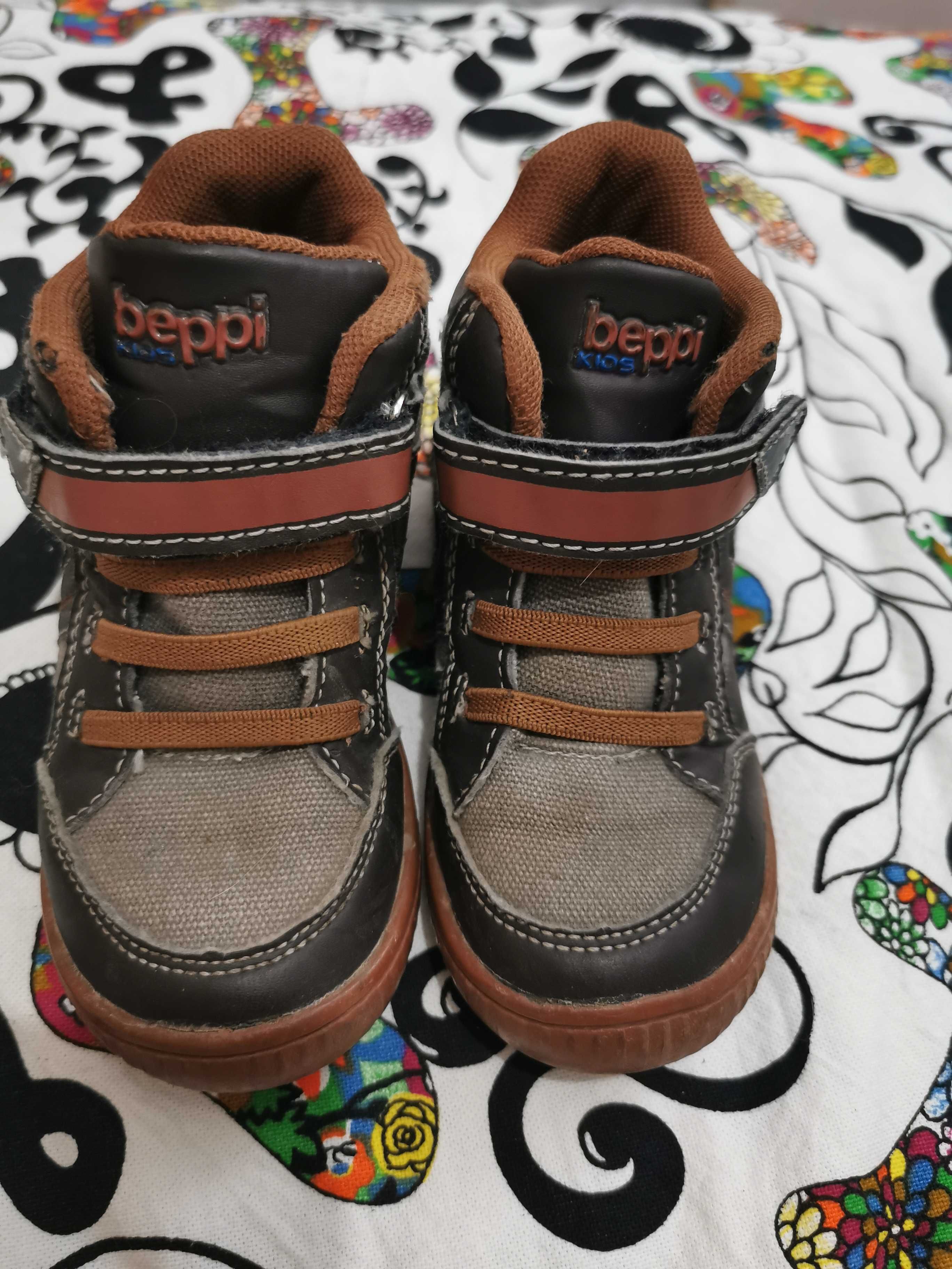 Детски обувки за момче, размер 26