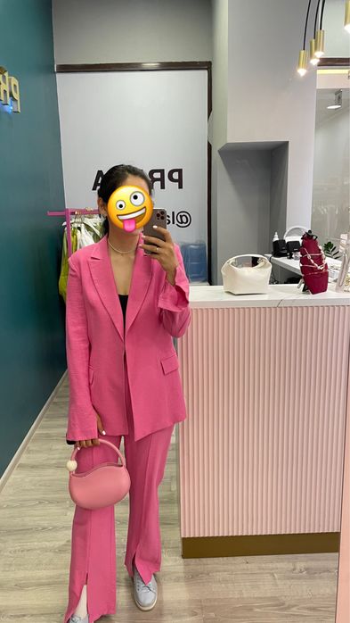 Продам розовый комплект