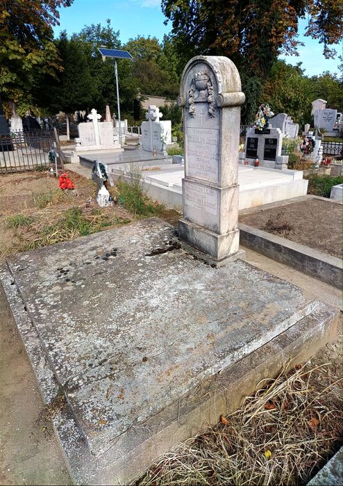 Loc de veci in cimitirul Eternitatea, UTA