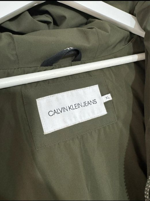 Geaca Kaki Calvin Klein Jeans - Marimea XL