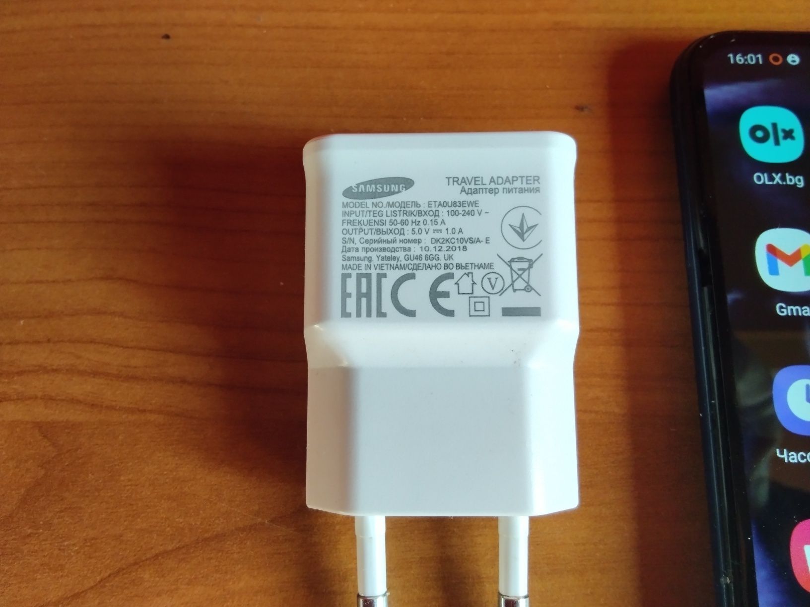 страхотен GSM 4G оригинален самсунг А20е с 2сим карти не кодиран