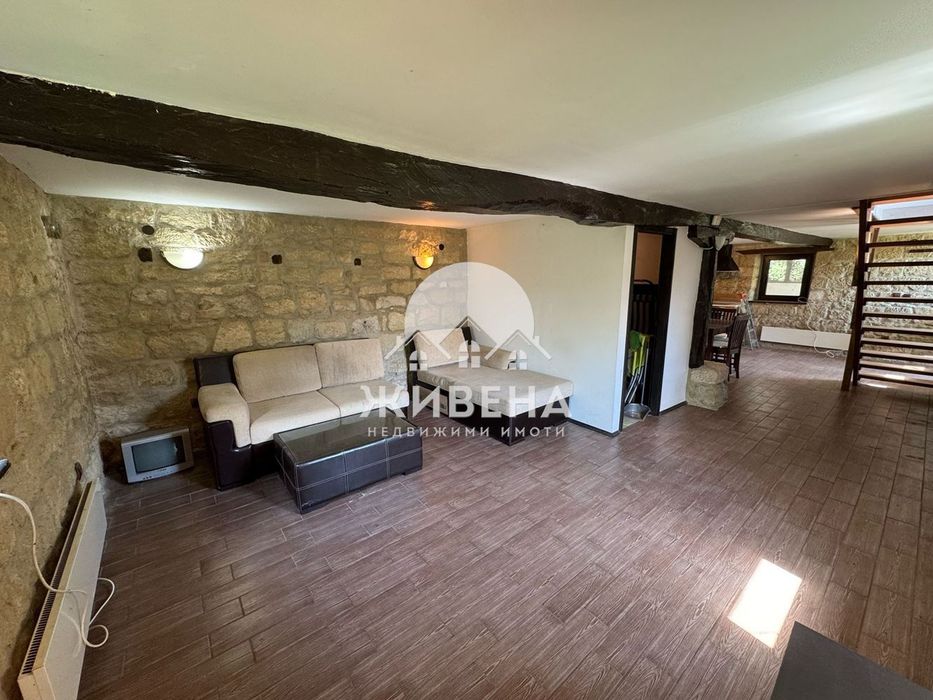 Продава се Къща в с. Добрина, Област Варна - 330 кв.м за 228 €/кв.м - Снимка #2