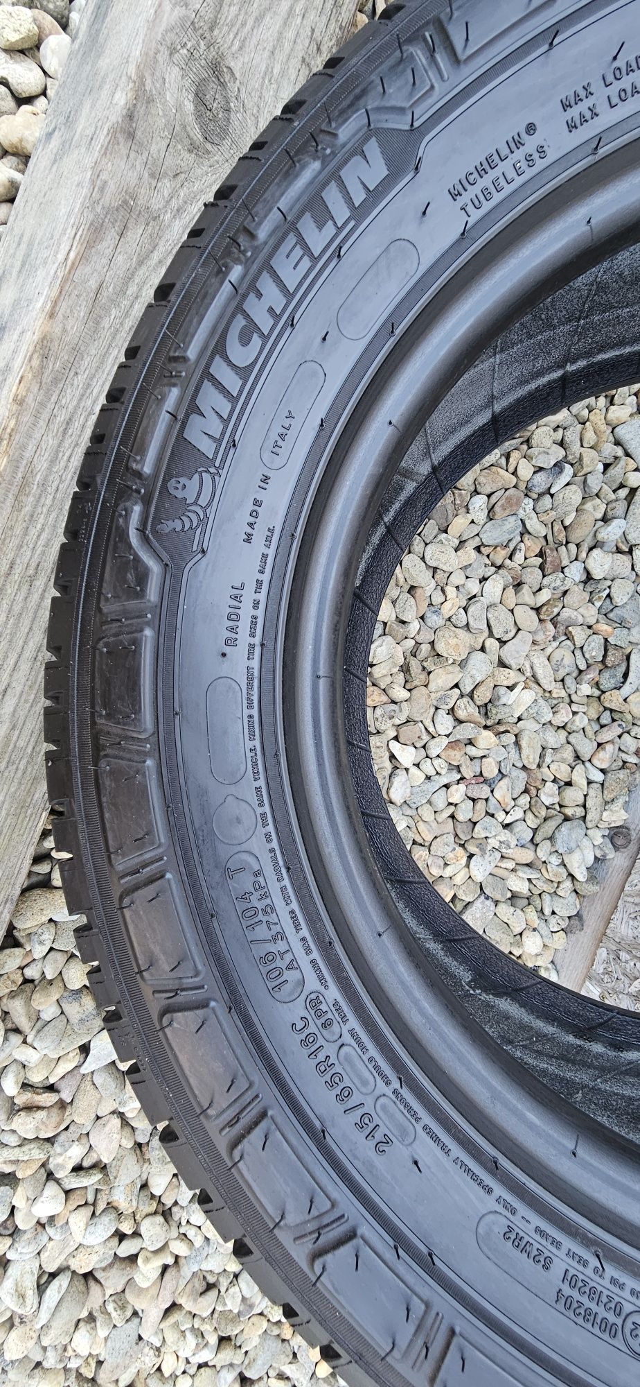 Anvelopa Continental 215/65 R16C 109/107T Michelin 215/65 R16C 106/104