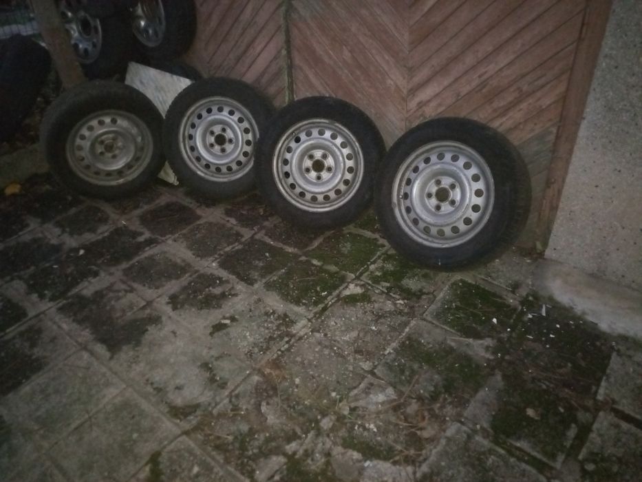 Зимни гуми Мишлем 7 с джанти.