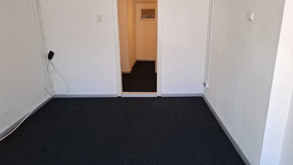 Proprietar inchiriez GARAJ/spatiu depozitare/teren Iuliu Maniu 171