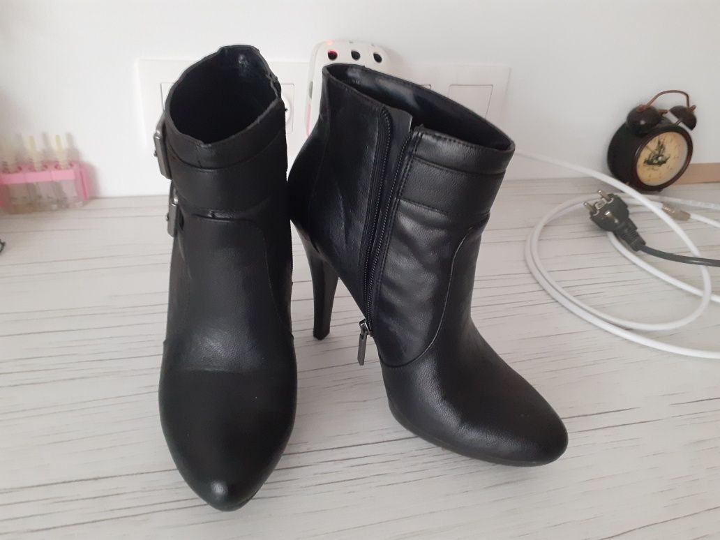 Botine Nine WEST