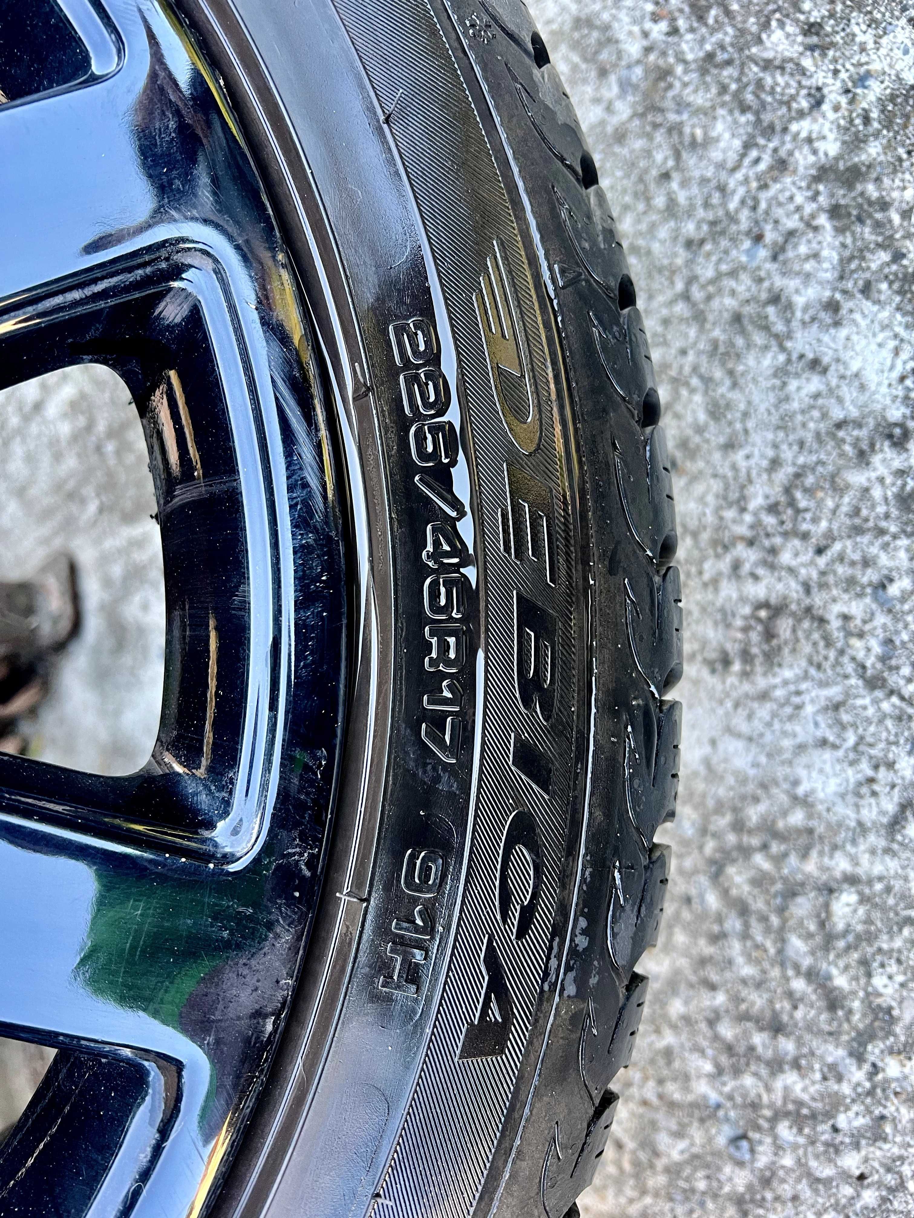 Джанти и зимни гуми за Audi S-Line R17