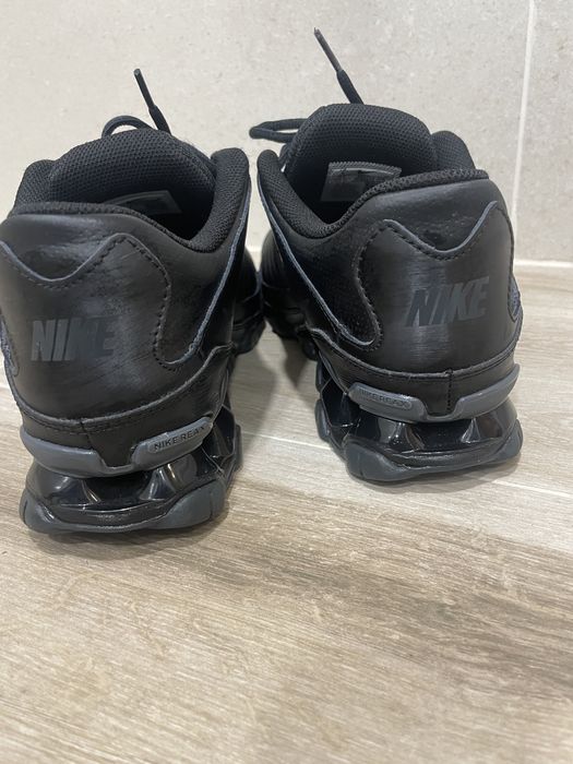 NIKE Обувки REAX 8 TR MESH 42,5