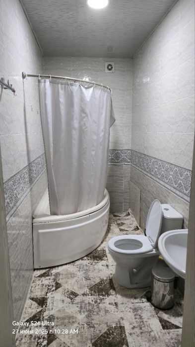 3 Sotix hovli Sotiladi