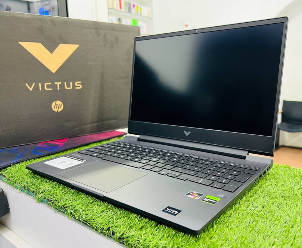 HP Victus/ Ryzen 5-7535HS/ DDR5 8GB/512GB NVMe/RTX 2050 4GB