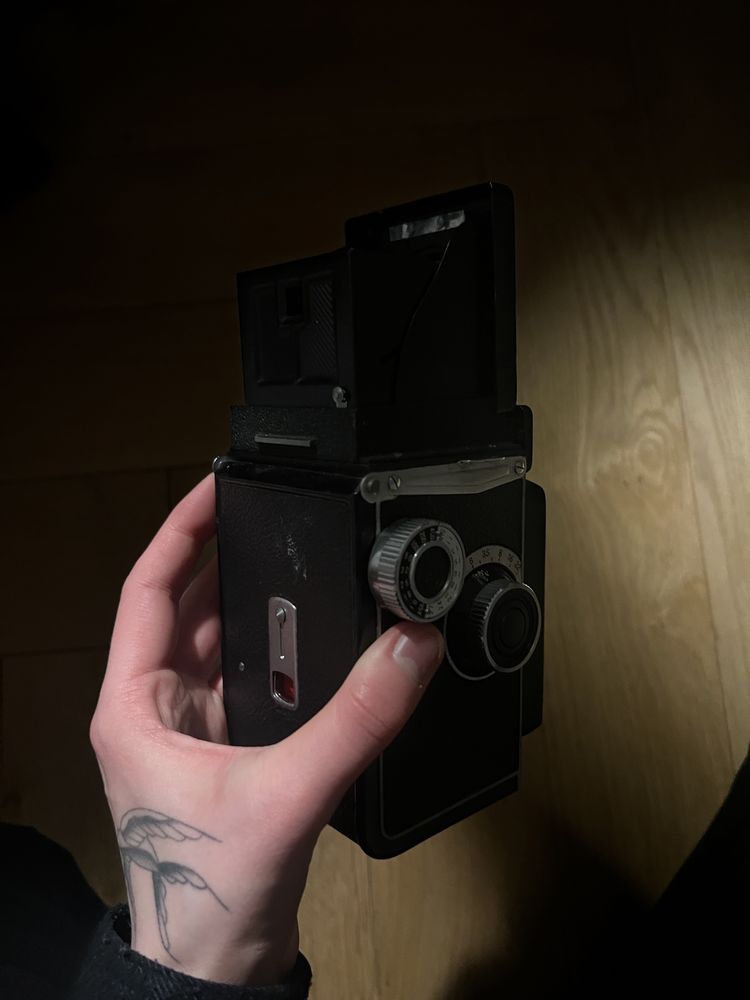 Yashica A TLR camera (de vanzare )