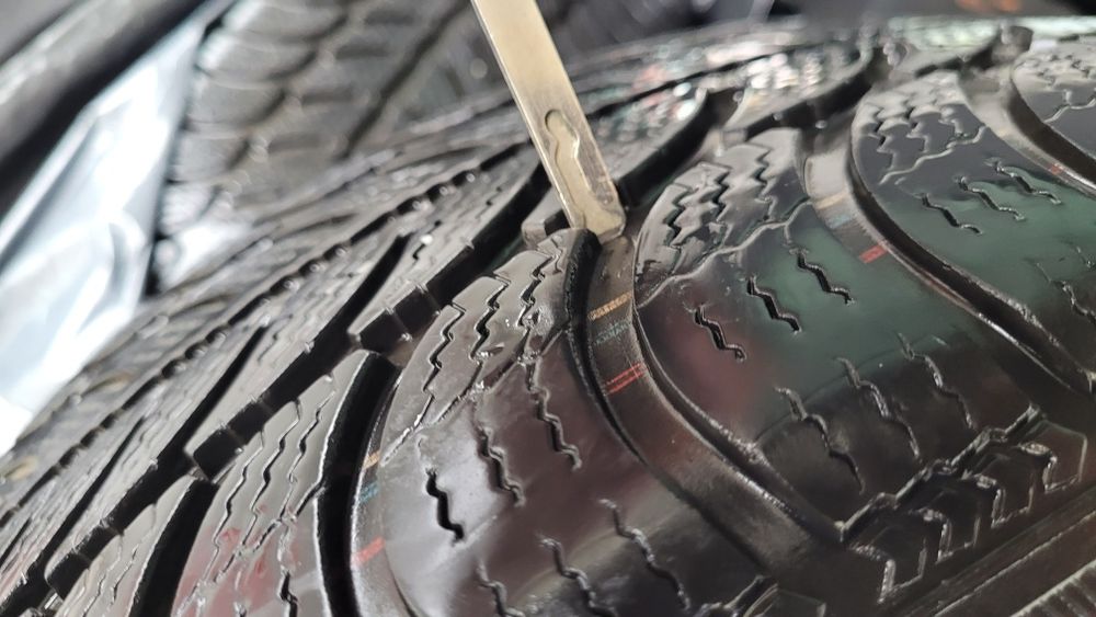 Vand 4 anvelope iarna 205 55 R16