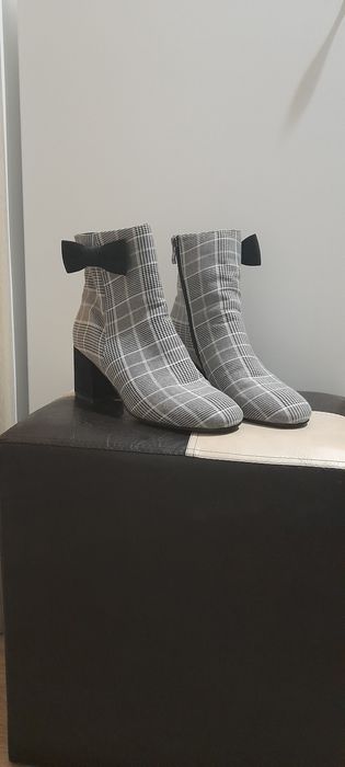 Botine dama cu toc