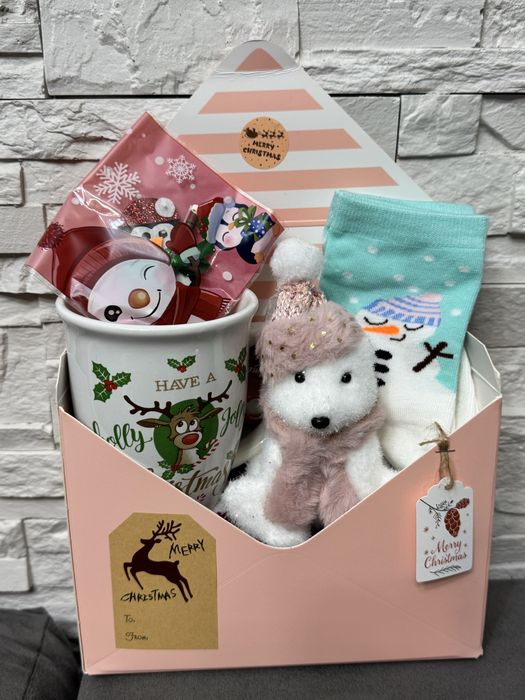 Коледни кутии за подарък