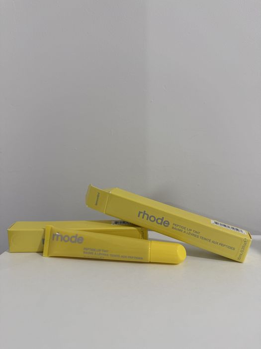 Rhode Peptide Lip tint in Lemontini