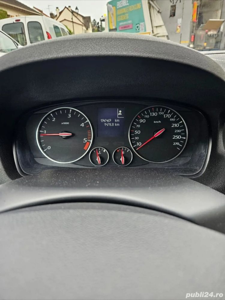 Renault laguna.