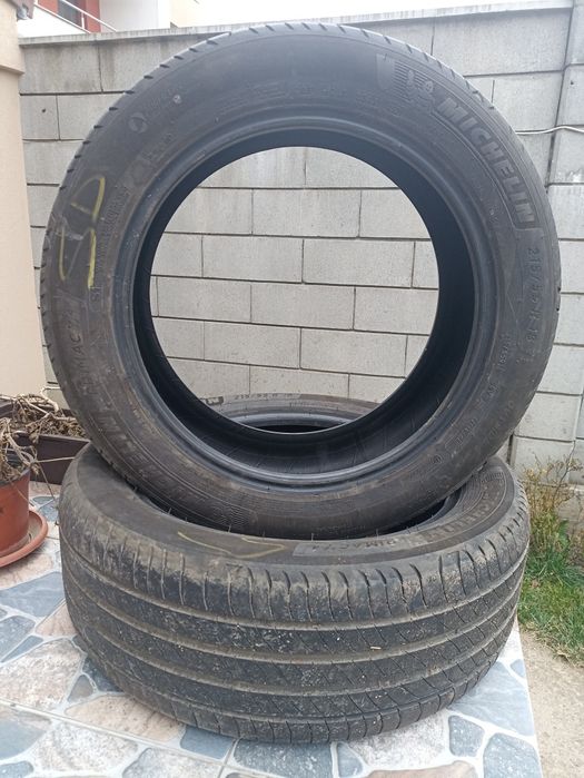 Vând anvelope Michelin vară 215/55 r18