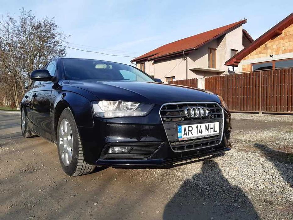 Audi A4 B8 2012 143cai 2.0 diesel