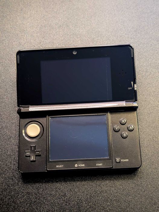 Nintendo 3DS la cutie (Modat) - 64GB Jocuri, hShop