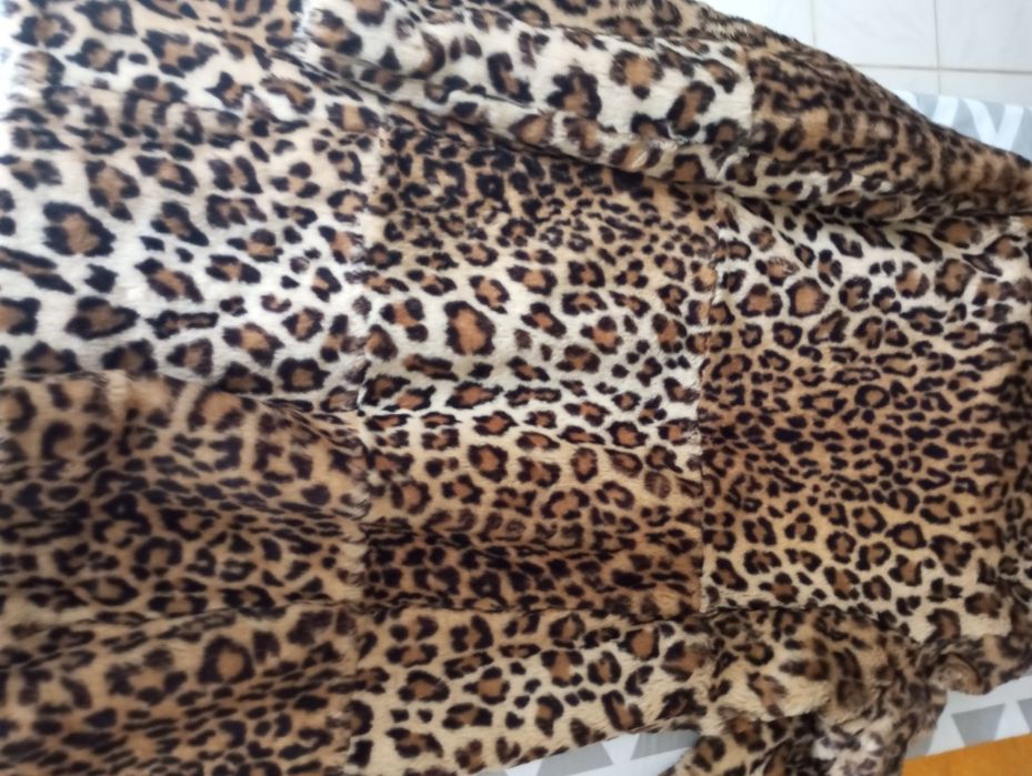 Haina animal print măsura M