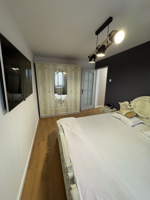 Apartament de inchiriat! 80mp!