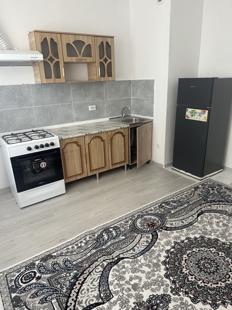 Квартира 1 комнатная 45кв 2 этаж 17 этажный дом