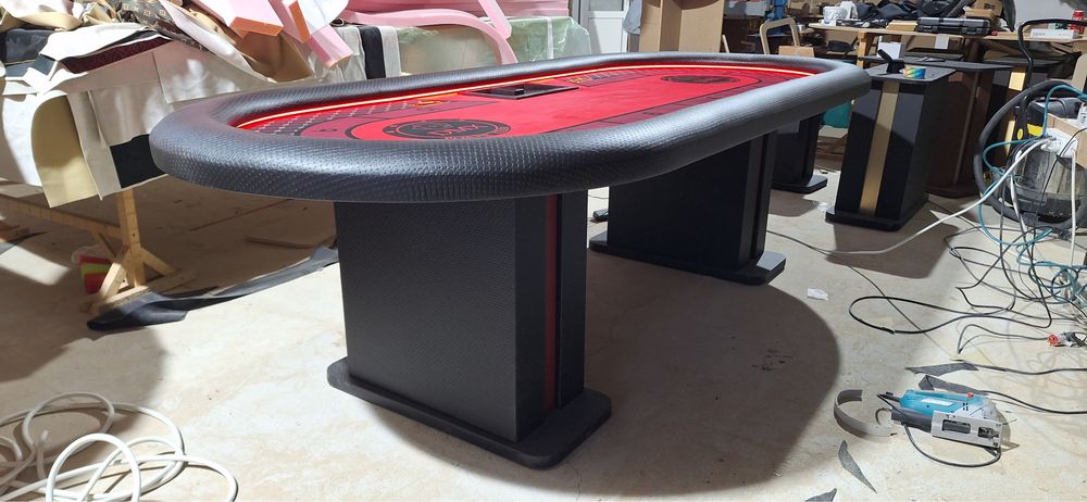 Masa Poker DMX personalizata stoc CustomTables.eu jetoane ceramice