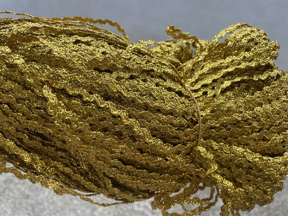 Panglica,rajansa,snur ornamental aurie imbracaminte