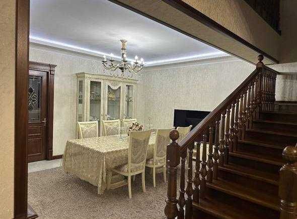 Продается дом 4 сотки хороший ремонт, летняя кухня махалля Бадамзар