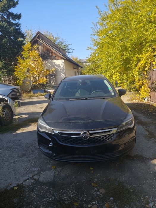 Vând Opel Astra K 1.6 diesel Automat